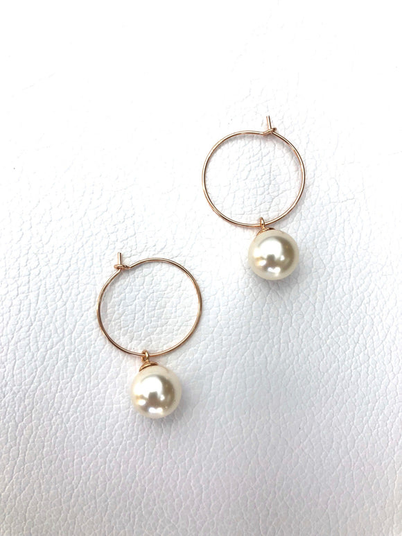 Odi Boutique - Pearl Rounds on Hoops - Rose Gold